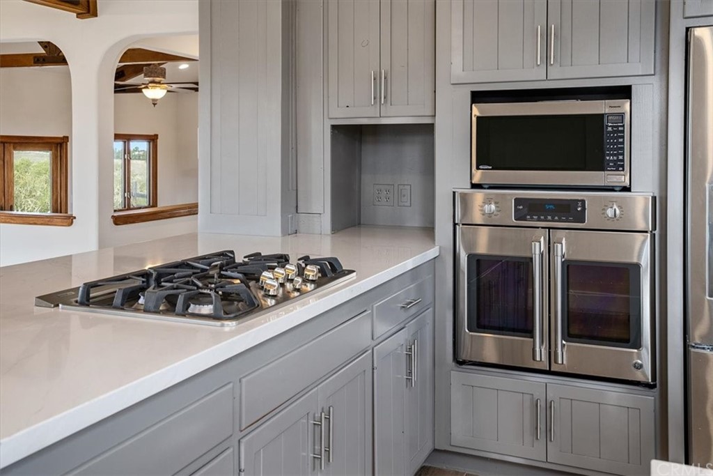 5920 Iron Gate Road Creston, CA 93432 - Photo 8 of 57 Custom appliances