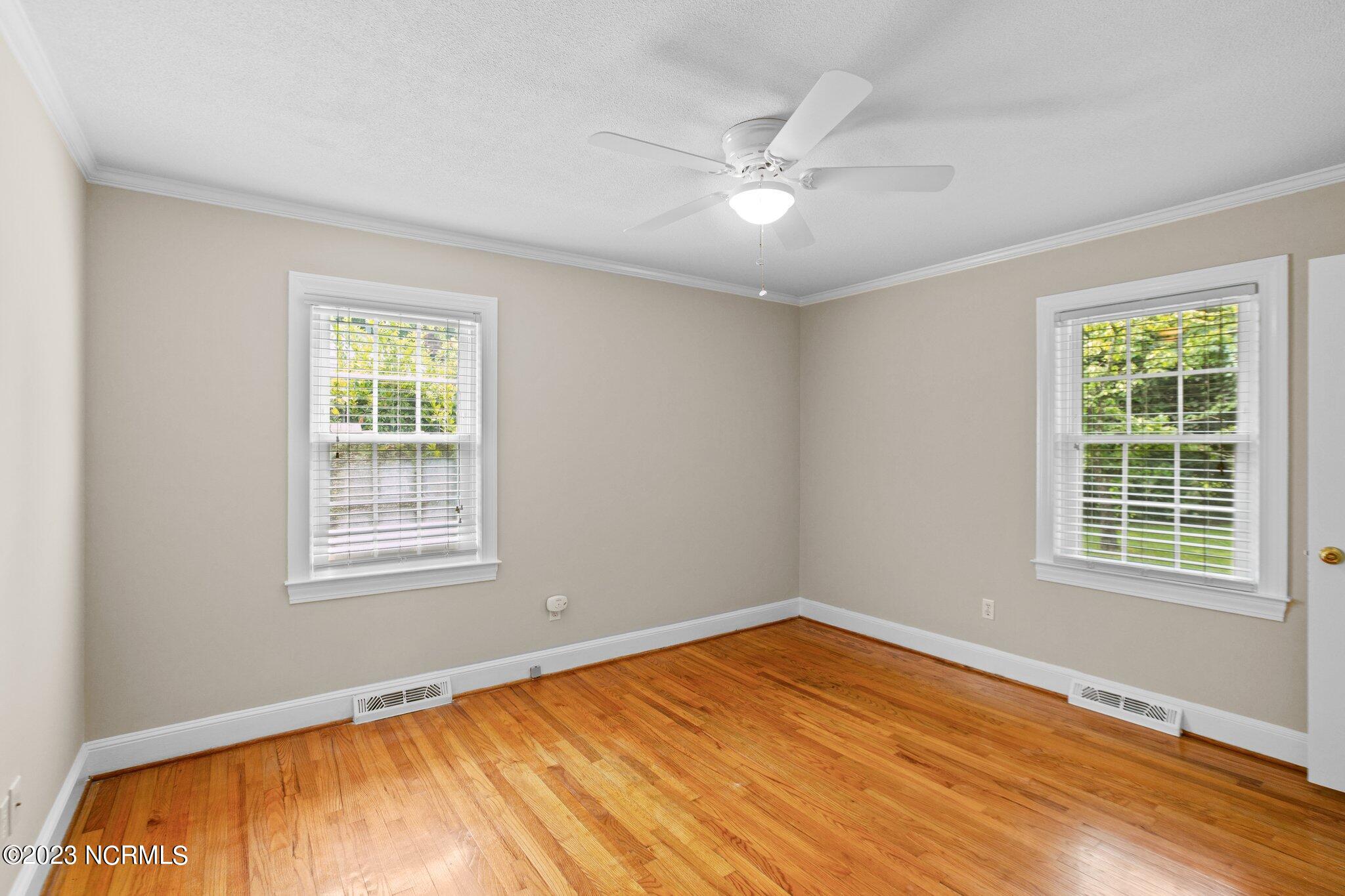 210 Kent Road Greenville, NC 27858 - Photo 22 of 38 22-web-or-mls-_S0A1464