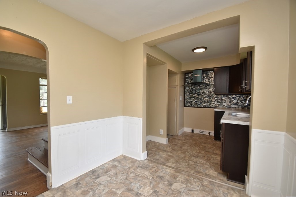 18813 Libby Road Maple Heights, OH 44137 - Photo 12 of 28 Gallery Image 12