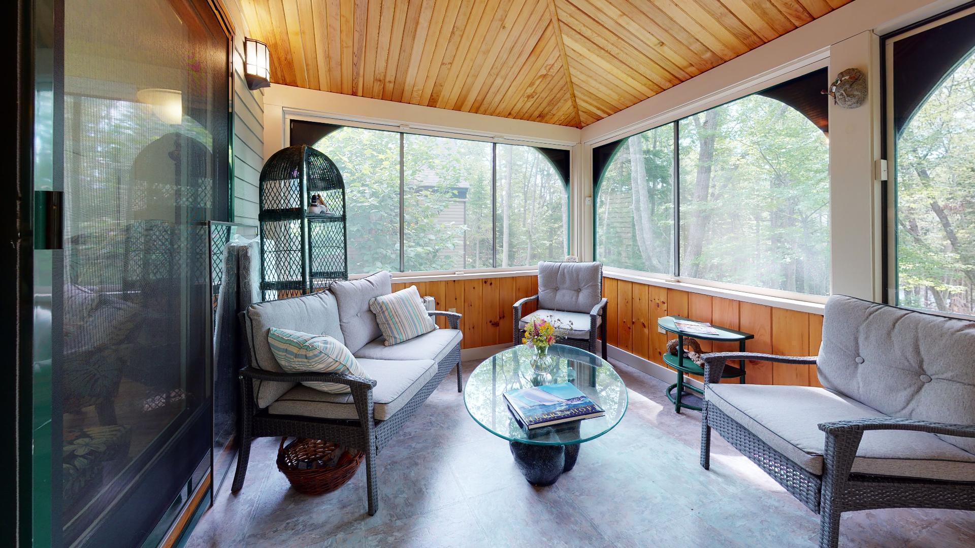 28 Beaver Run Way Boothbay, ME 04537 - Photo 10 of 90 Sunroom