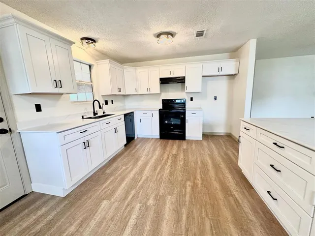 $218,500 | 462 Sharon Lane, Lake Charles, LA 70611