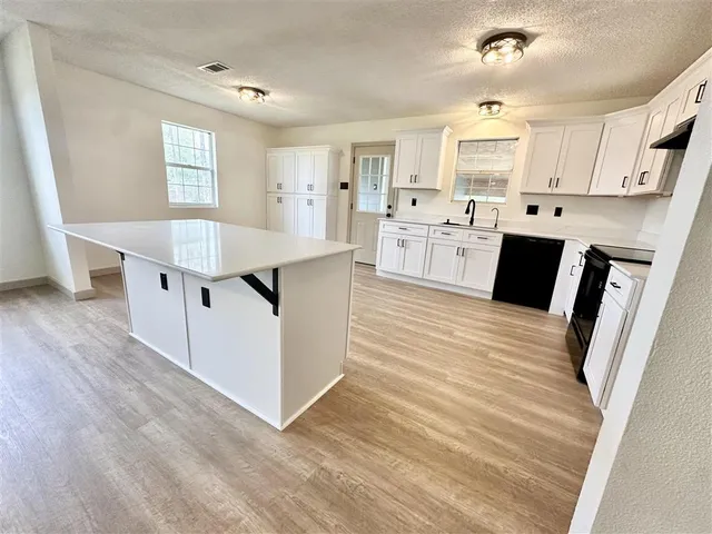 $218,500 | 462 Sharon Lane, Lake Charles, LA 70611