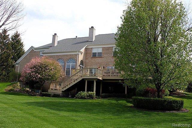 5698 Murfield Drive Rochester, MI 48306 - Photo 23 of 24 Exterior Rear Elevation
