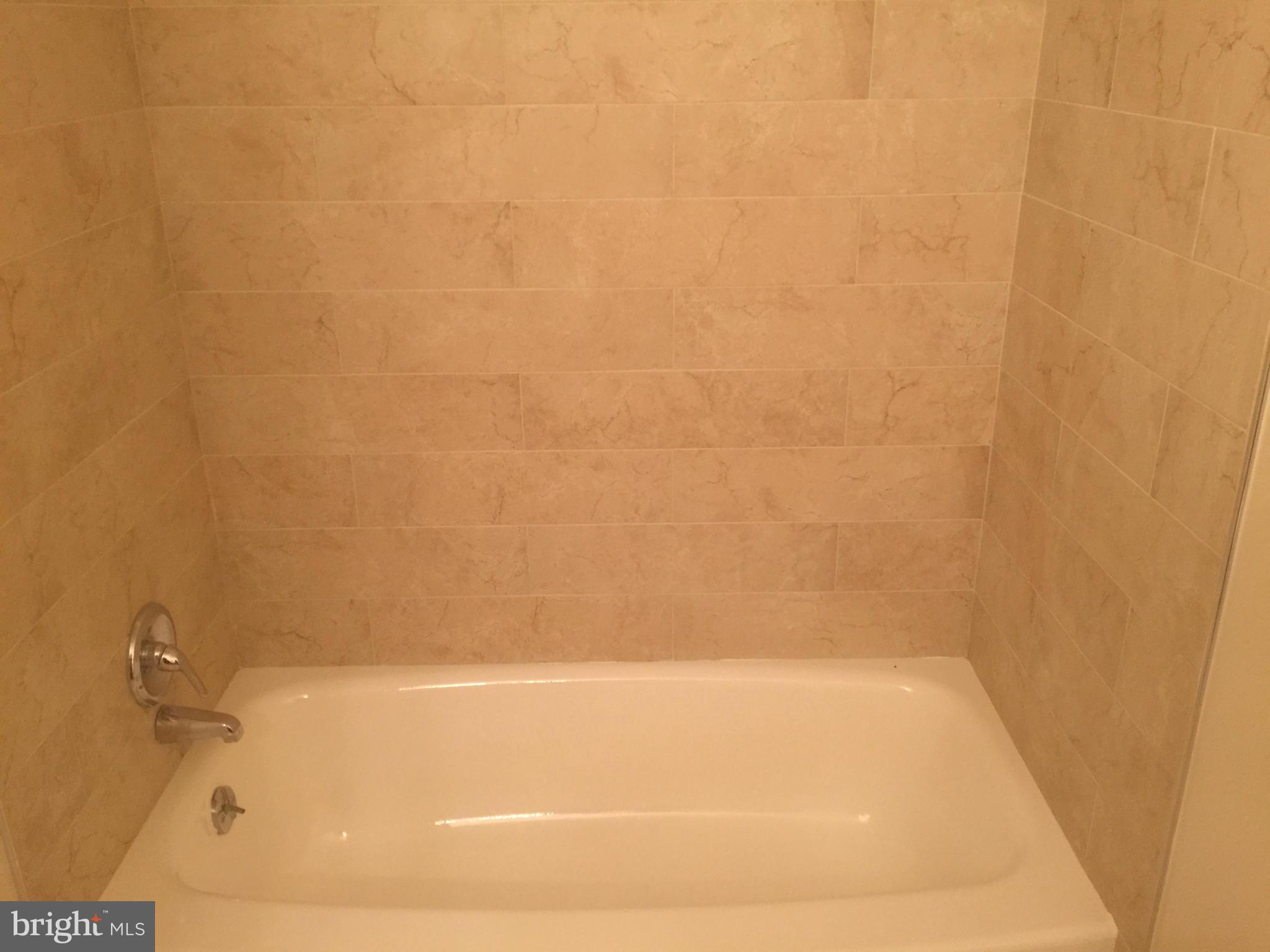 9508 Curran Road Silver Spring, MD 20901 - Photo 11 of 16 Bath