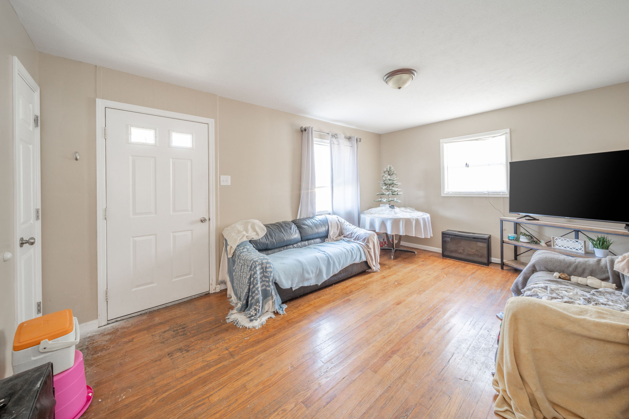 2108 Crystal Street Anderson, IN 46012 - Photo 3 of 13