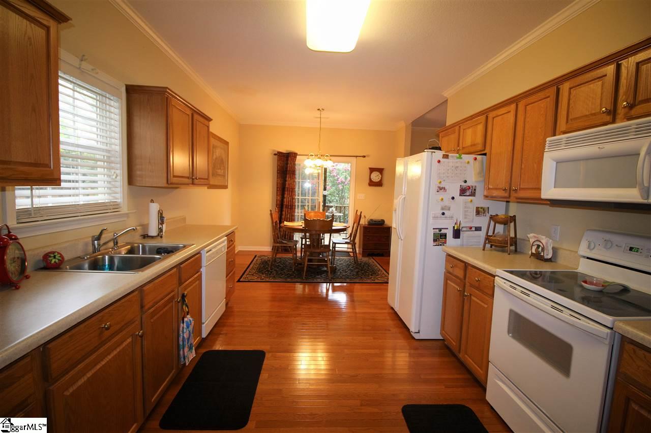 125 Elliott Circle Anderson, SC 29621 - Photo 2 of 30
