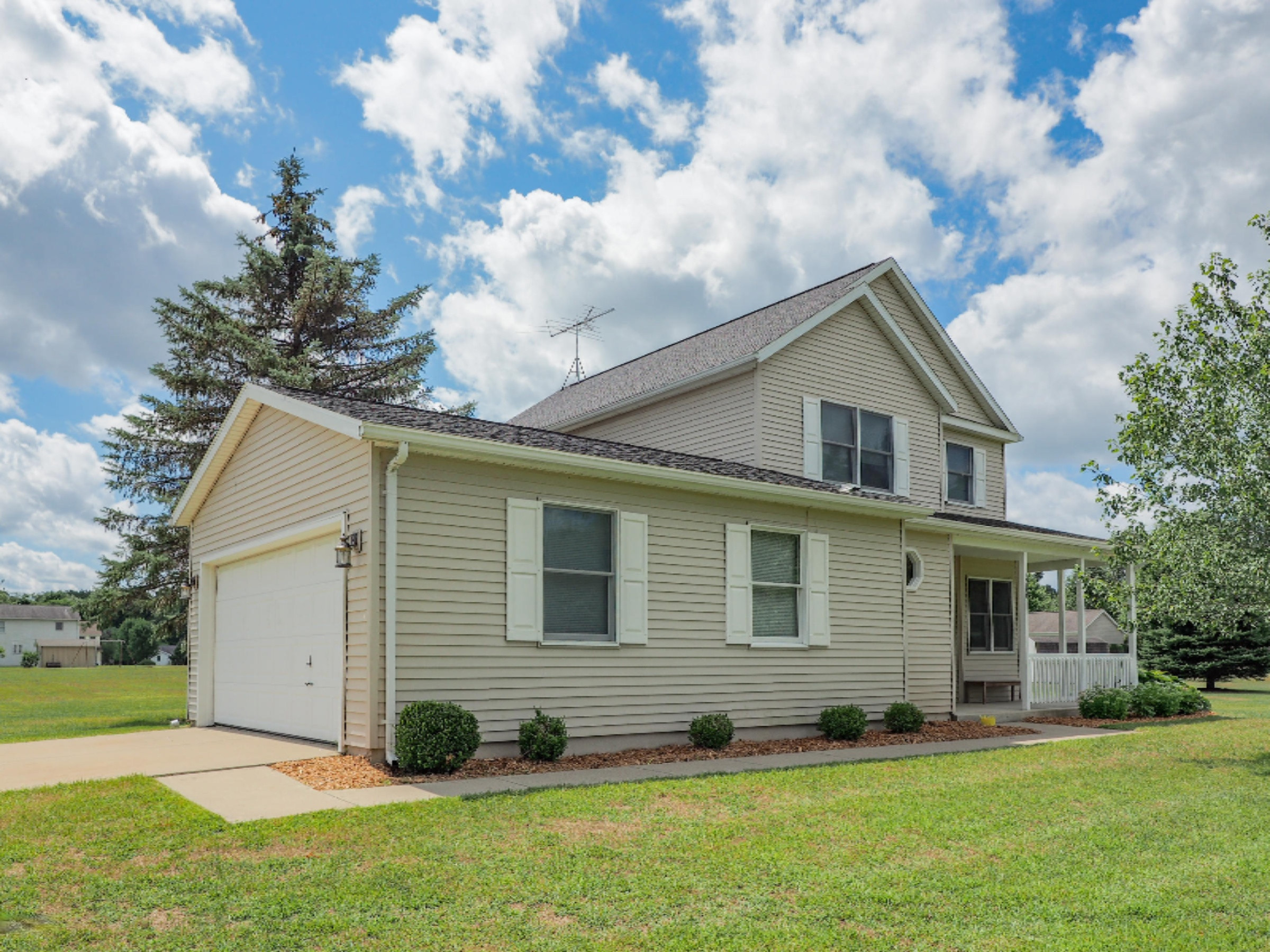 17177 Cherokee Trail Three Rivers, MI 49093 - Photo 3 of 29 17177 Cherokee Trail-102