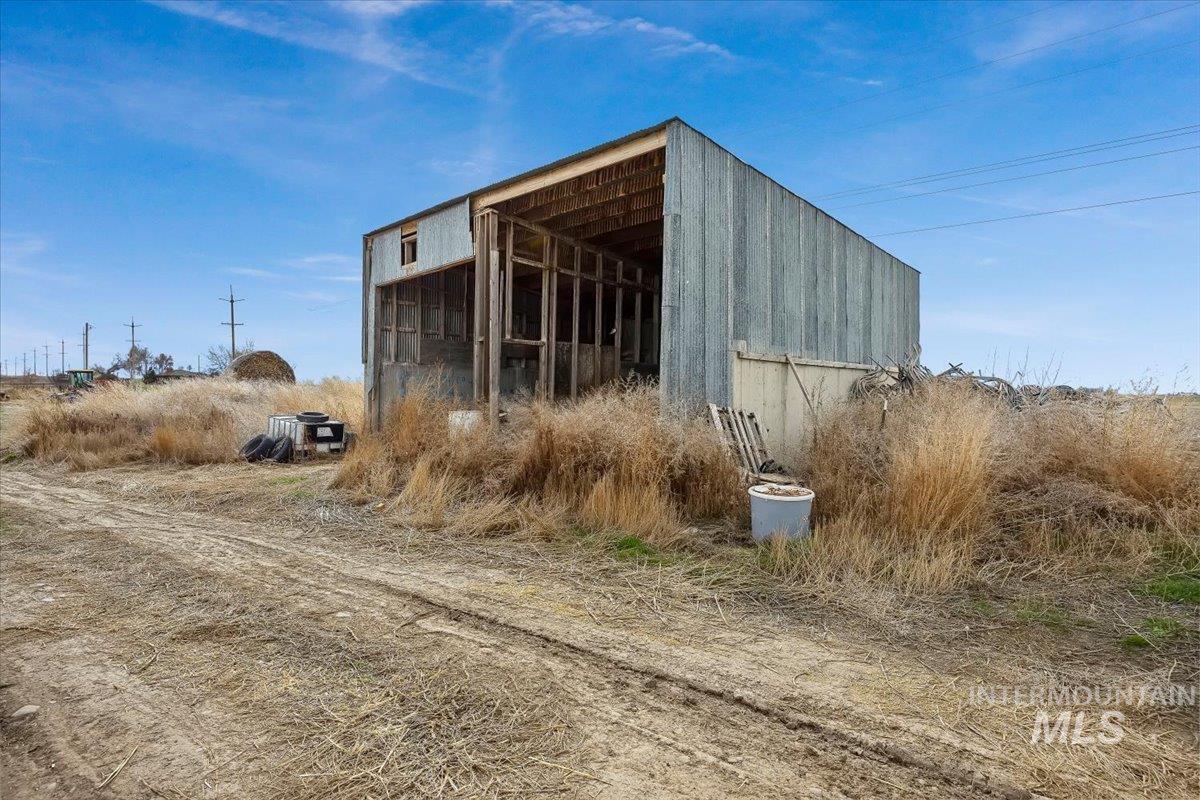 3536 North 2300 E Road Filer, ID 83328 - Photo 30 of 47 View of pole building