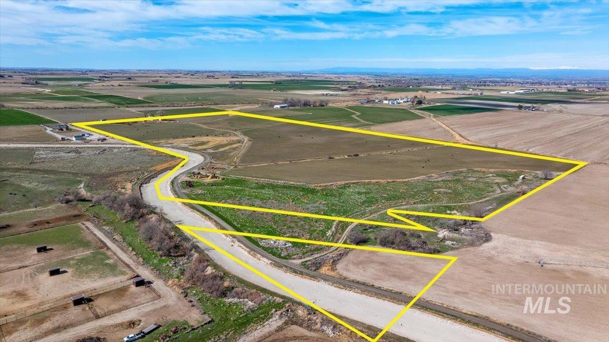 3536 North 2300 E Road Filer, ID 83328 - Photo 42 of 47 View of rural area with extensive farmland and property boundaries highlighted