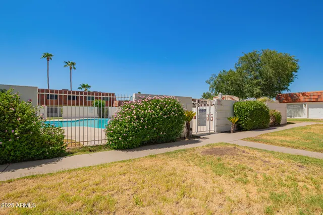 $2,199 | 4807 West Northern Avenue, Glendale, AZ 85301