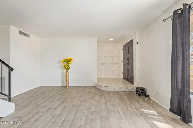 $2,199 | 4807 West Northern Avenue, Glendale, AZ 85301