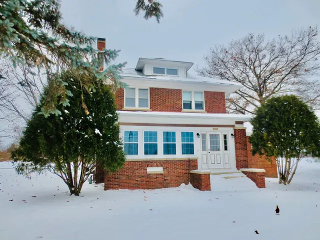 $415,000 | 14086 Highway 76, Caledonia, IL 61011