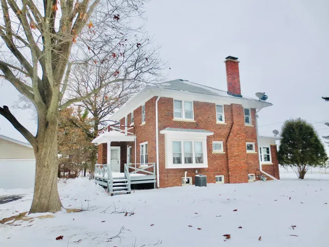 $415,000 | 14086 Highway 76, Caledonia, IL 61011