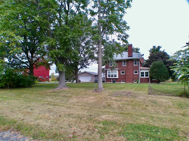 $415,000 | 14086 Highway 76, Caledonia, IL 61011