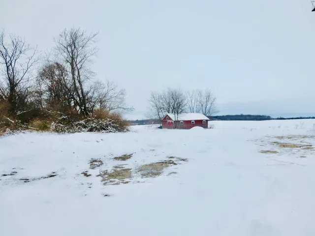 $415,000 | 14086 Highway 76, Caledonia, IL 61011