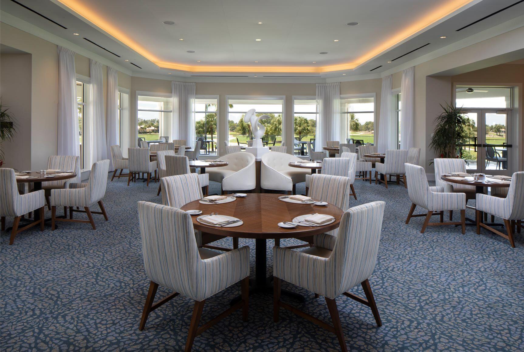 111 Caballo Lane Jupiter, FL 33458 - Photo 6 of 10 Loxahatchee Club Dining Room
