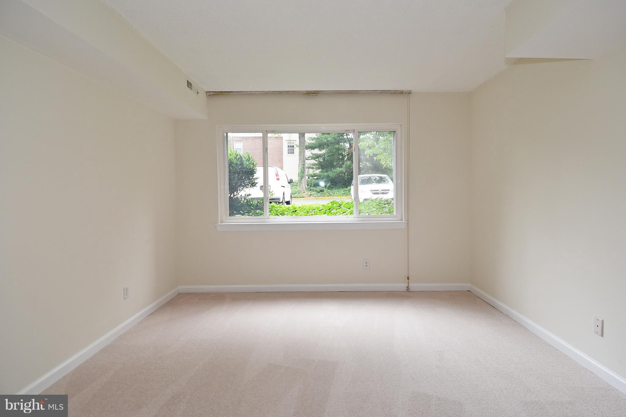 11827 Breton Court, Unit 1A Reston, VA 20191 - Photo 21 of 27 Bedroom