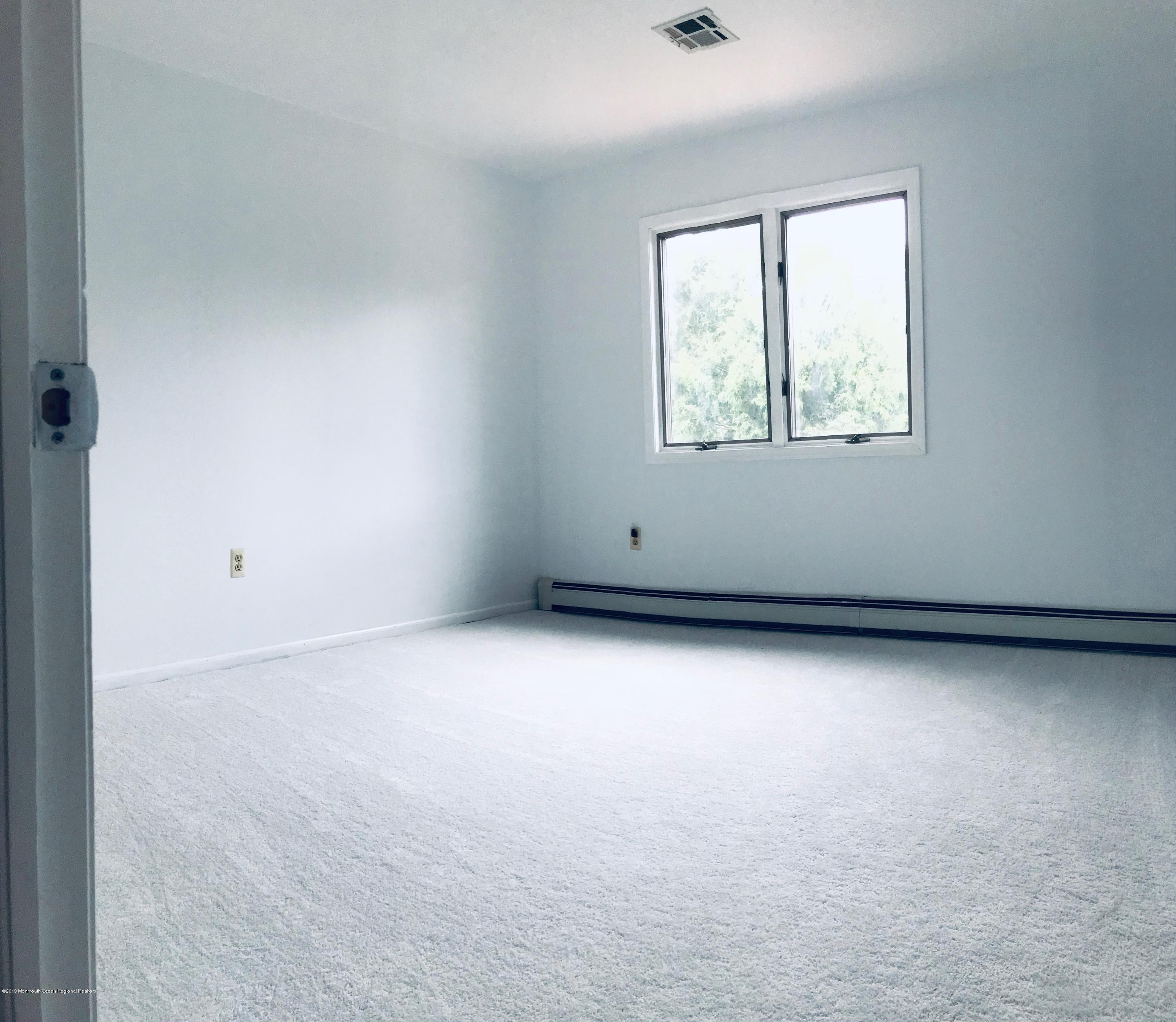 608 Yellowbrick Road Brick, NJ 08724 - Photo 20 of 29 Bed RM3