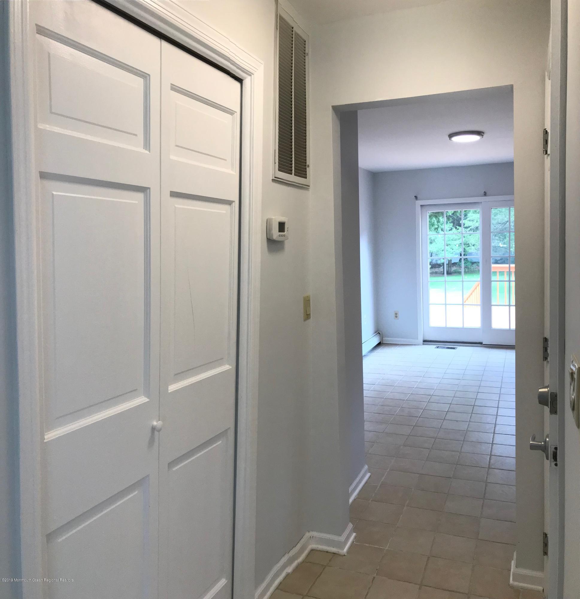608 Yellowbrick Road Brick, NJ 08724 - Photo 8 of 29 Hallway