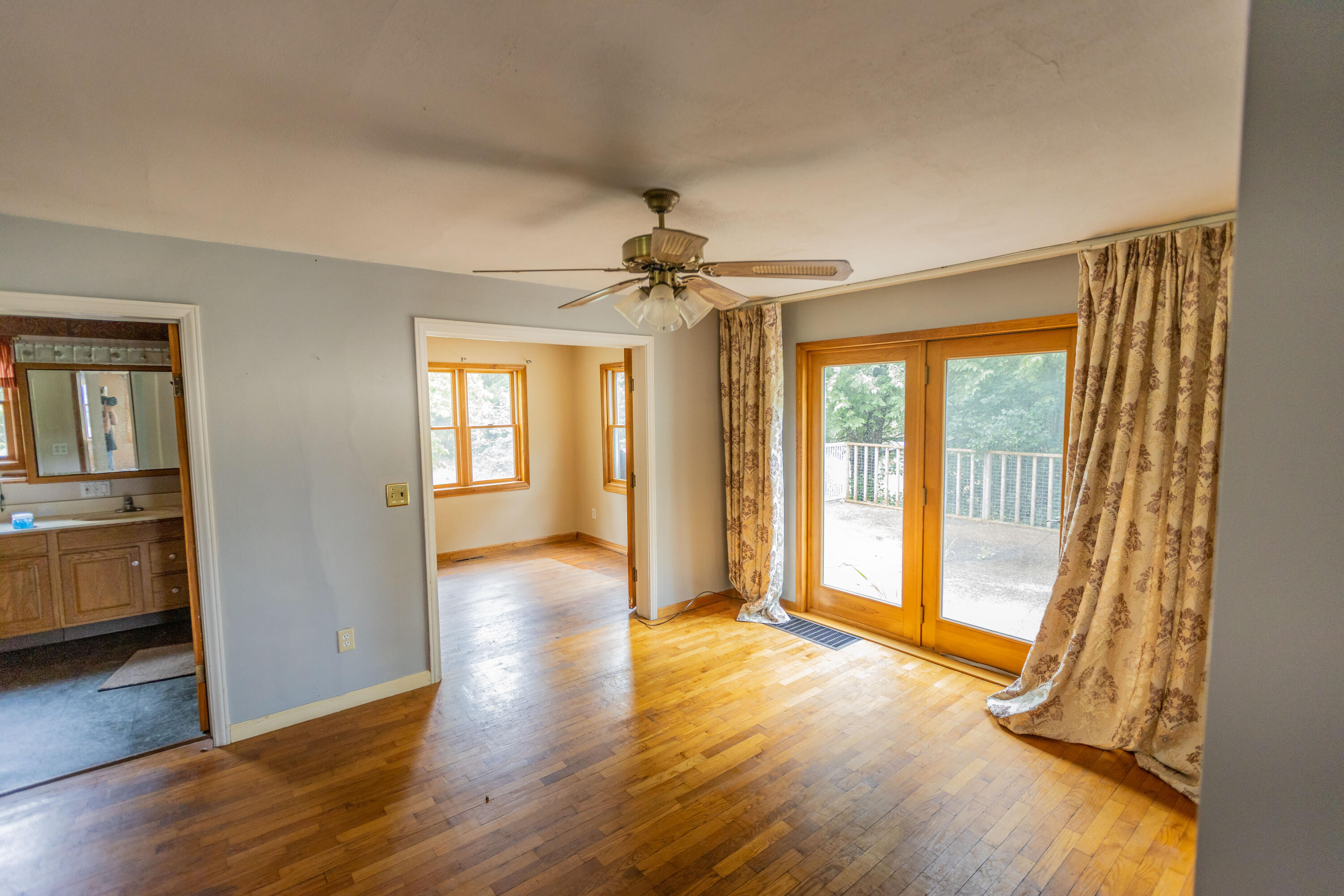 550 Waldron Road South Crystal, MI 48818 - Photo 20 of 34 FY0A7049