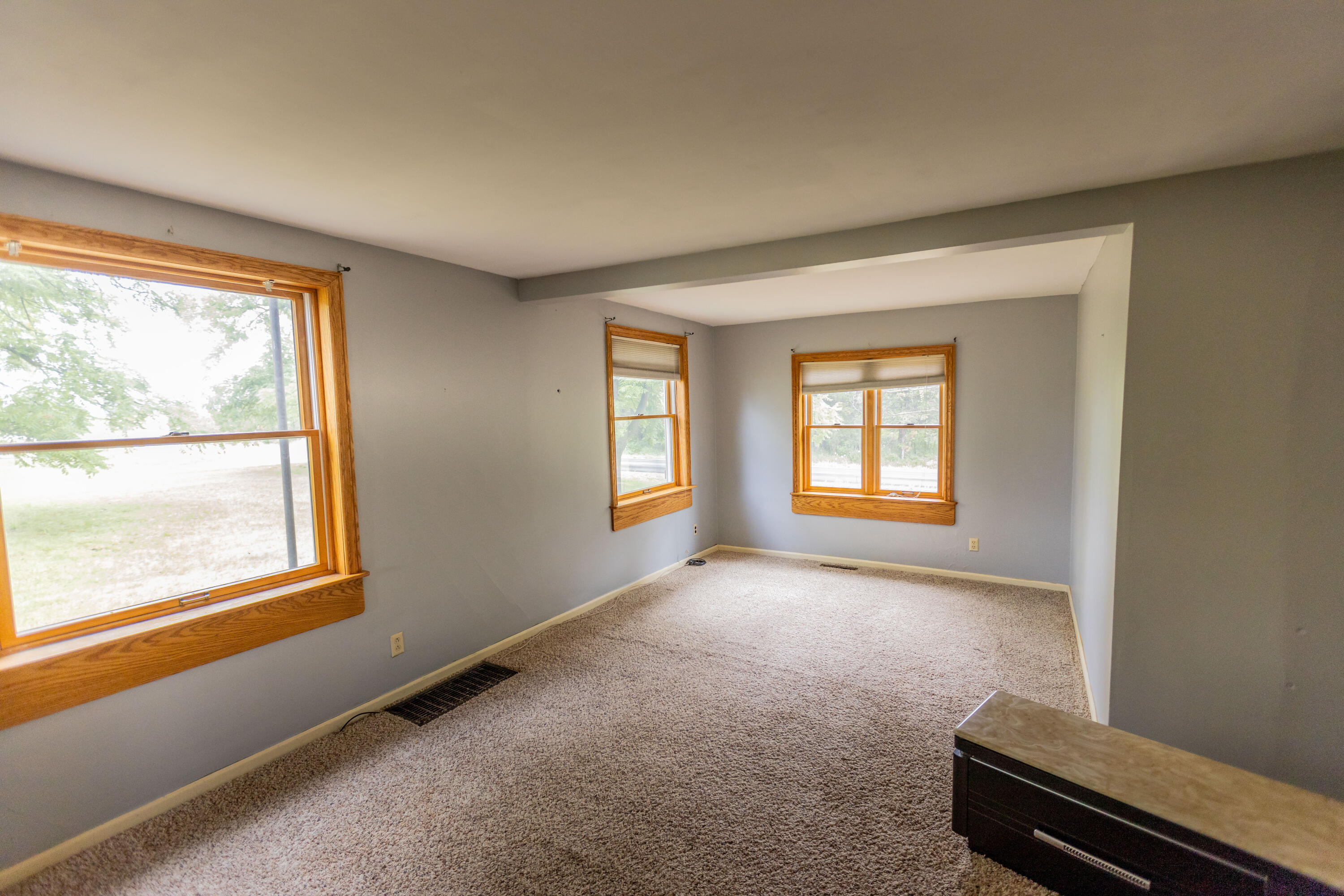 550 Waldron Road South Crystal, MI 48818 - Photo 22 of 34 FY0A7052