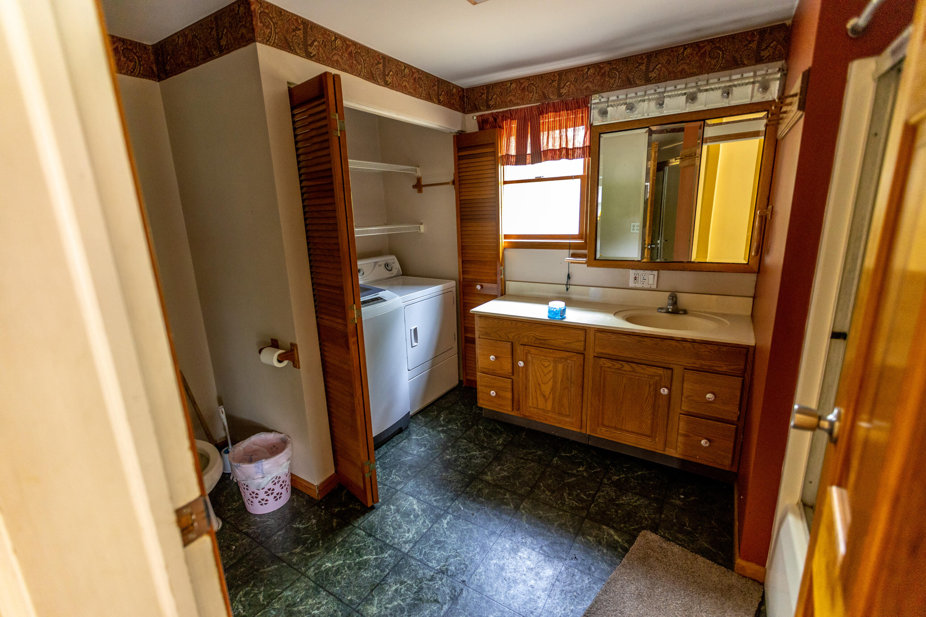 550 Waldron Road South Crystal, MI 48818 - Photo 24 of 34 FY0A6805