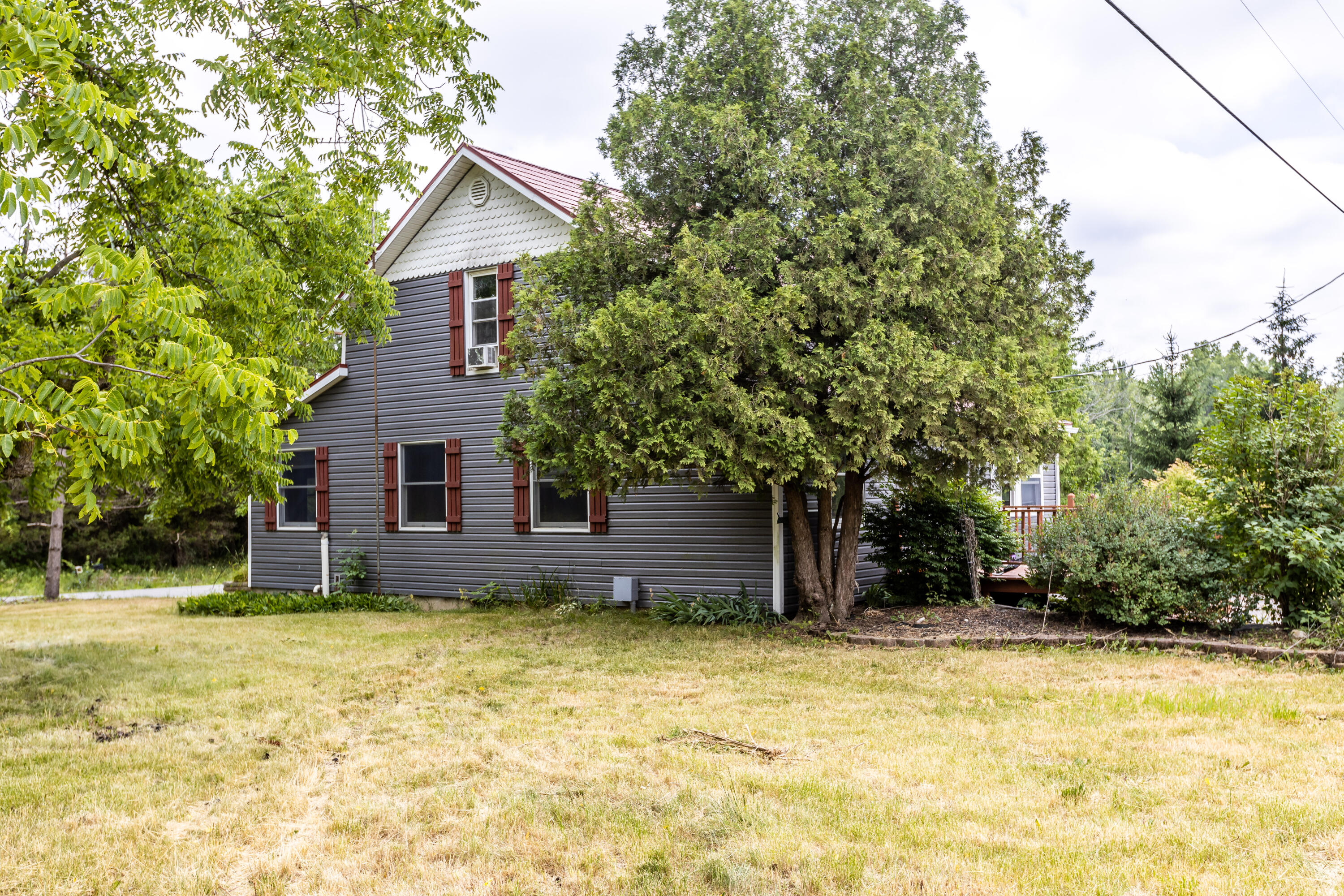 550 Waldron Road South Crystal, MI 48818 - Photo 6 of 34 FY0A6906