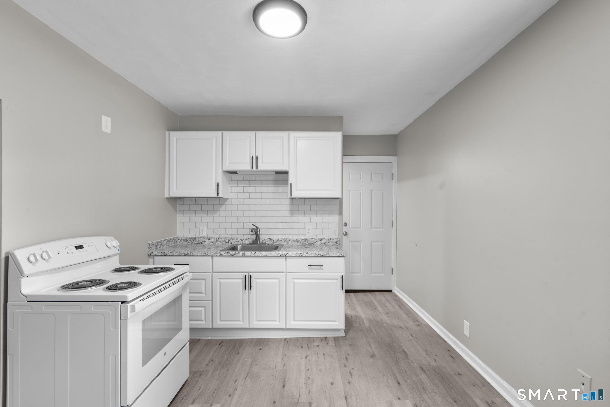 106 Birch Street, Unit 7 Manchester, CT 06040 - Photo 4 of 17