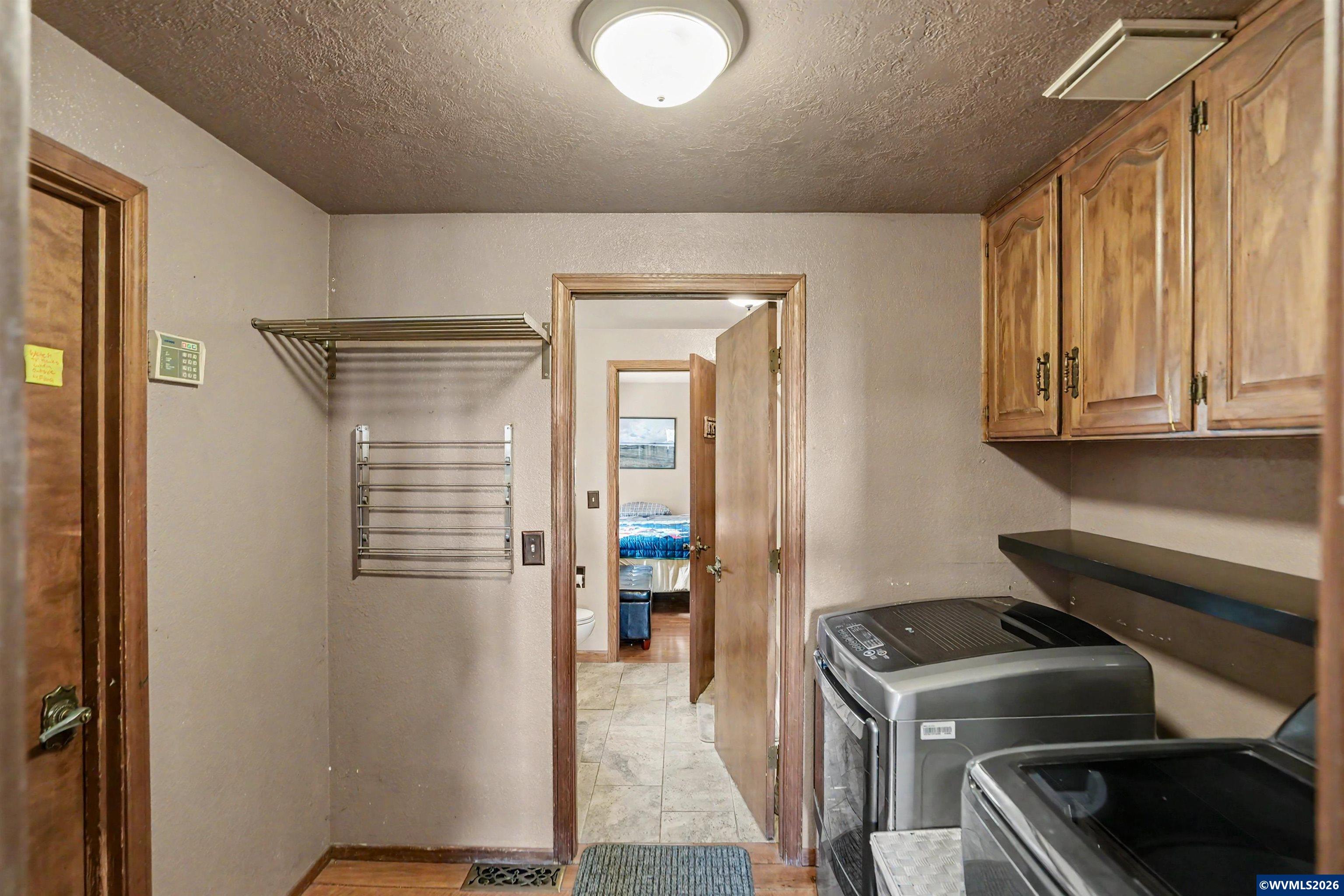 15991 Oakdale Road Dallas, OR 97338 - Photo 22 of 50