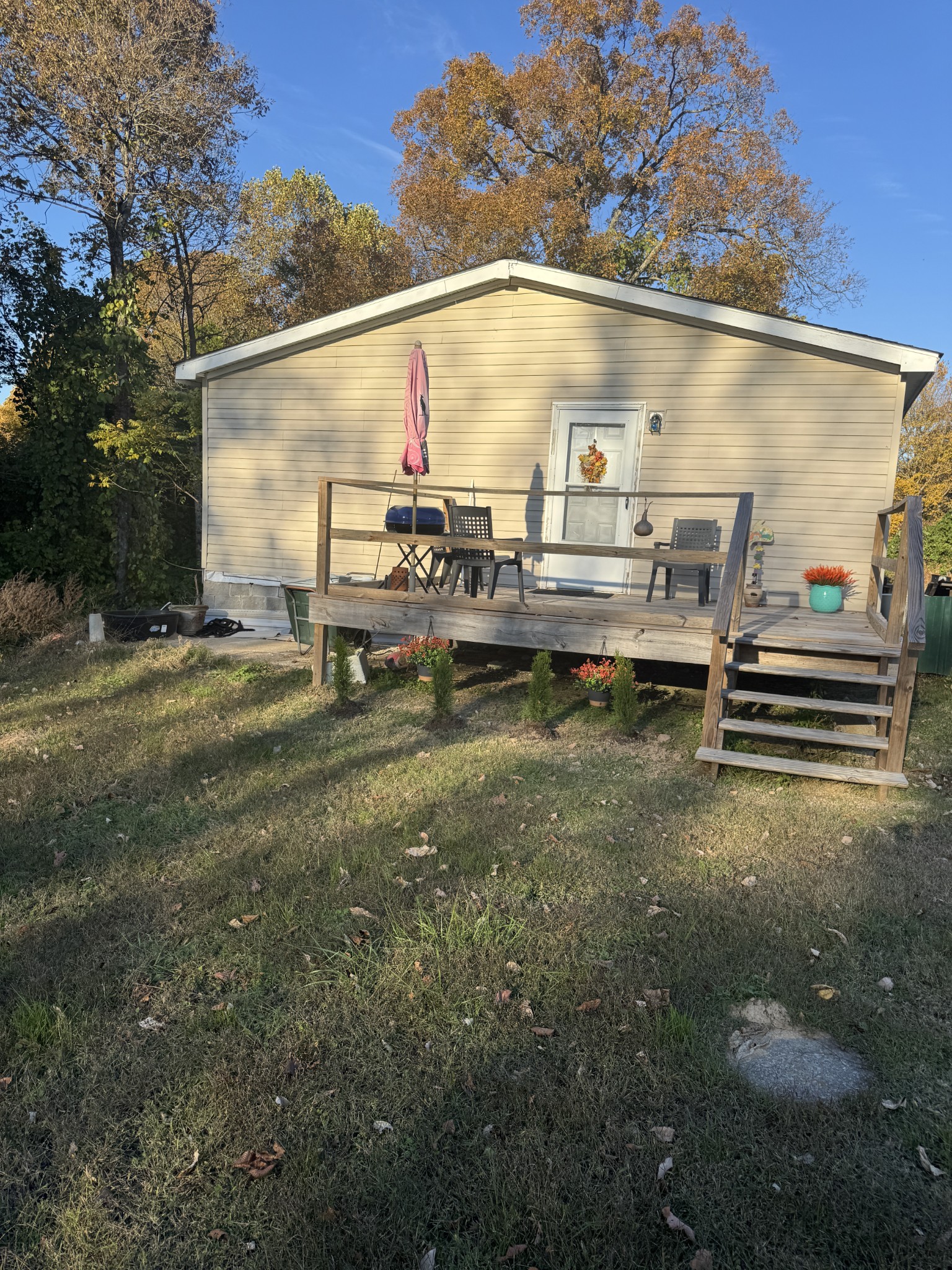 241 Greenfield Road Prospect, TN 38477 - Photo 2 of 32 a view of a house with a yard