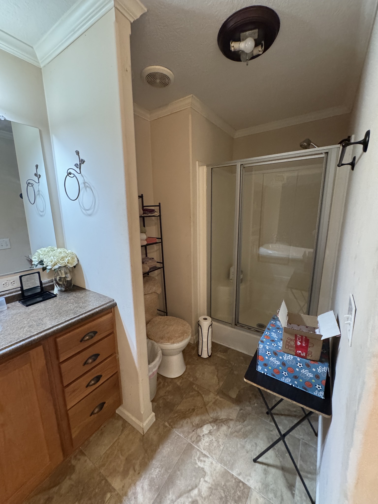241 Greenfield Road Prospect, TN 38477 - Photo 24 of 32 a living room with furniture and a window