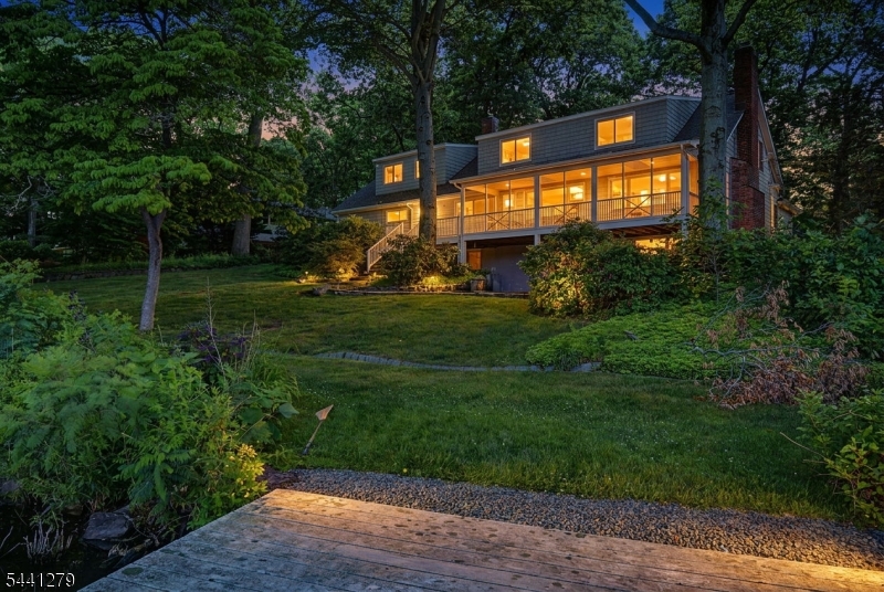 44 Glen Road Mountain Lakes, NJ 07046 - Photo 3 of 45