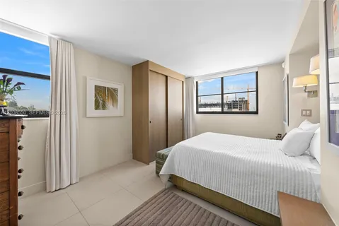 $584,990 | 1775 Washington Avenue, Unit 8F, Miami Beach, FL 33139