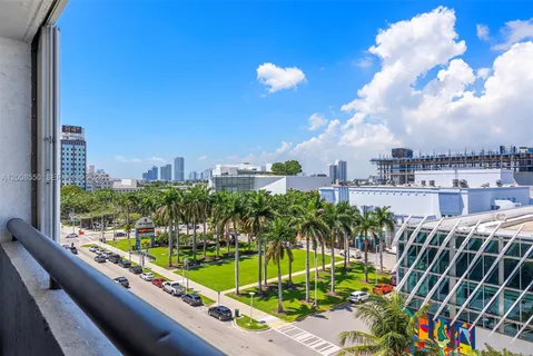 $584,990 | 1775 Washington Avenue, Unit 8F, Miami Beach, FL 33139