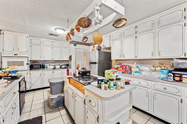 $439,999 | 43001 Egger Place, Callahan, FL 32011
