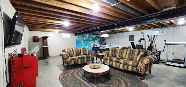 $549,900 | 1407 South 125 East, Washington, IN 47501