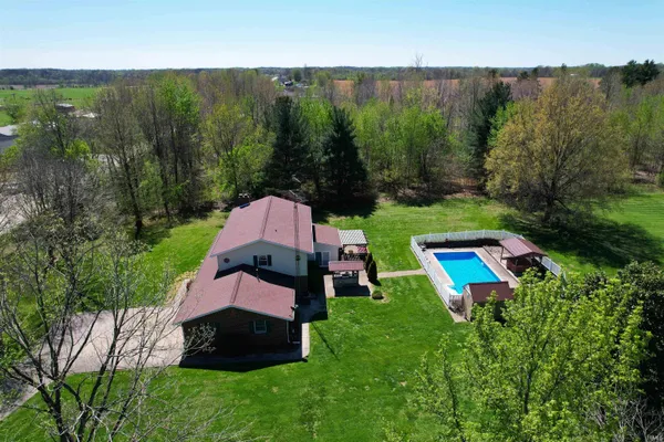 $549,900 | 1407 South 125 East, Washington, IN 47501