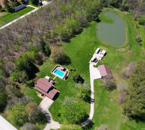 $549,900 | 1407 South 125 East, Washington, IN 47501