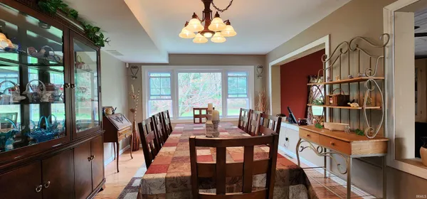 $549,900 | 1407 South 125 East, Washington, IN 47501