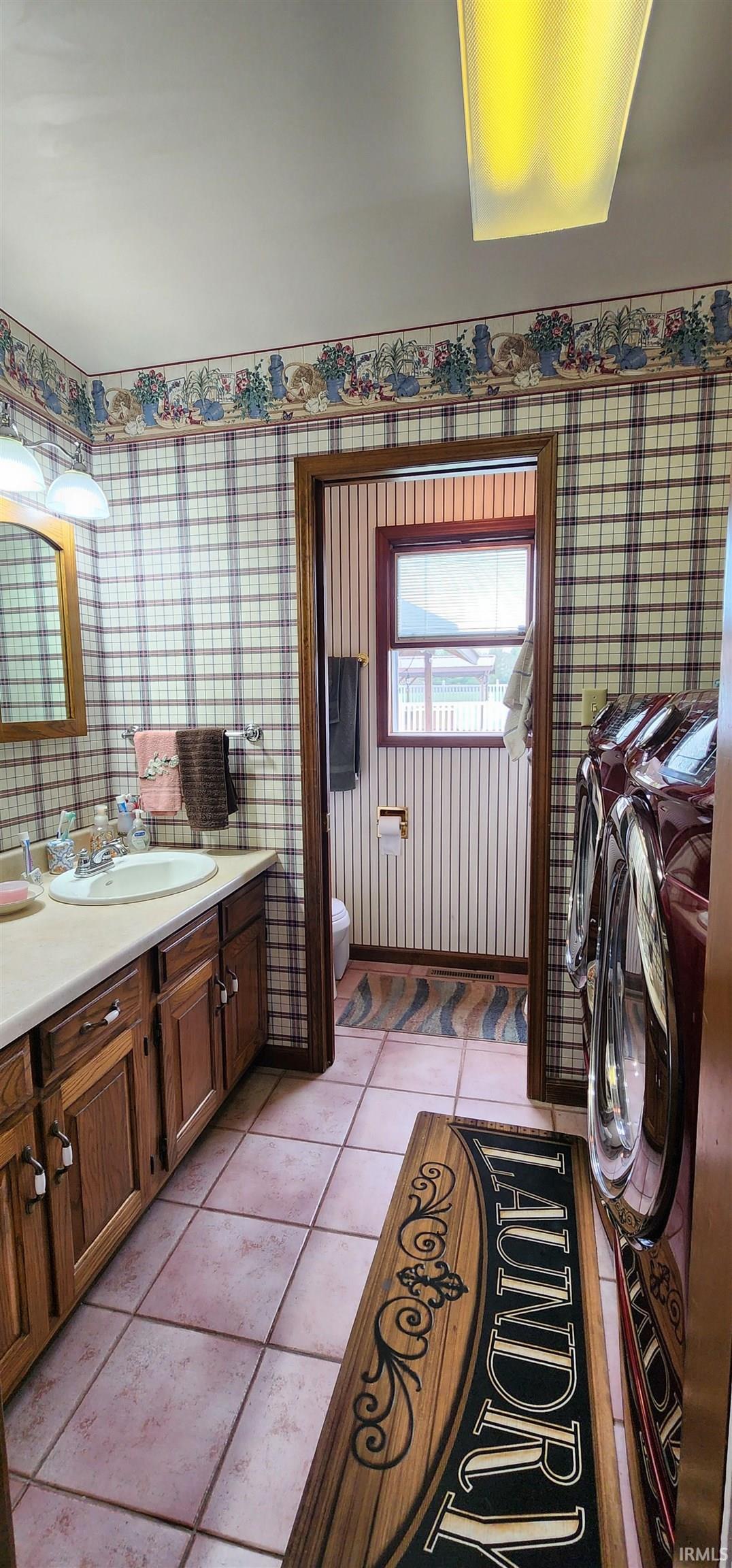 1407 South 125 East Washington, IN 47501 - Photo 10 of 36