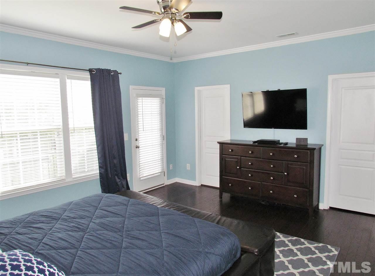 9136 Wooden Road Raleigh, NC 27617 - Photo 19 of 30 Gallery Image 19