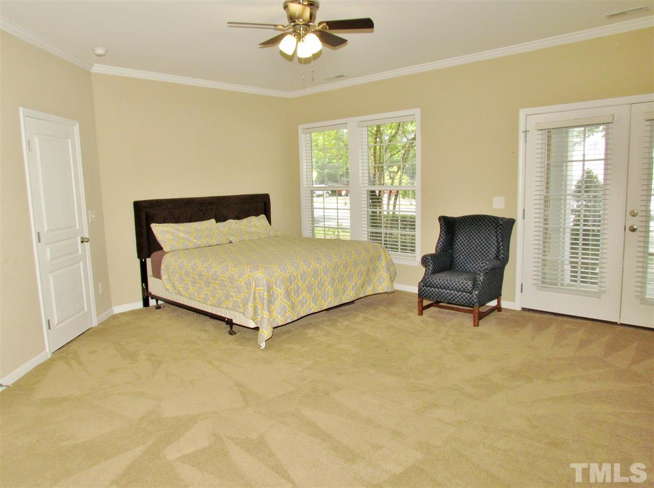9136 Wooden Road Raleigh, NC 27617 - Photo 5 of 30 Gallery Image 5
