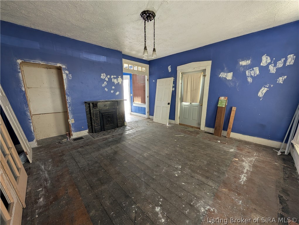 628 West 3rd Street Madison, IN 47250 - Photo 11 of 45