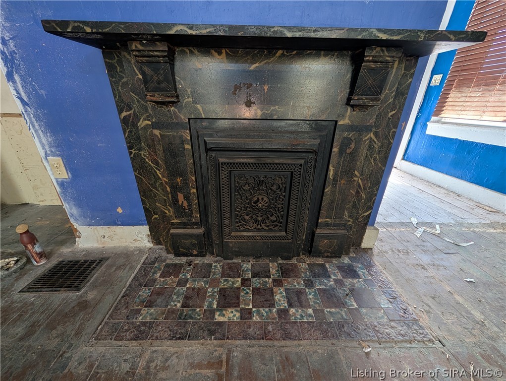 628 West 3rd Street Madison, IN 47250 - Photo 12 of 45