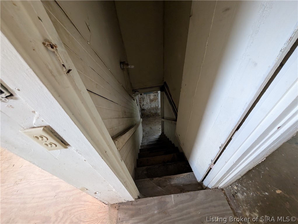 628 West 3rd Street Madison, IN 47250 - Photo 28 of 45