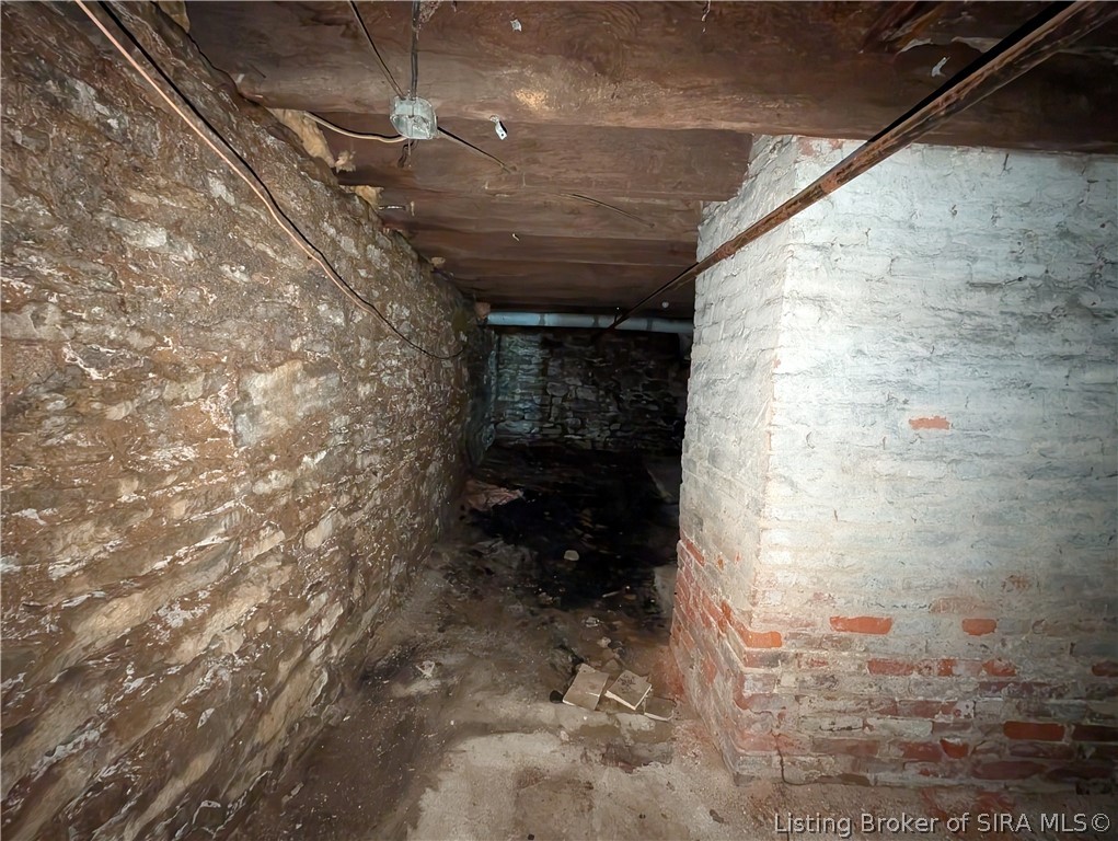 628 West 3rd Street Madison, IN 47250 - Photo 33 of 45