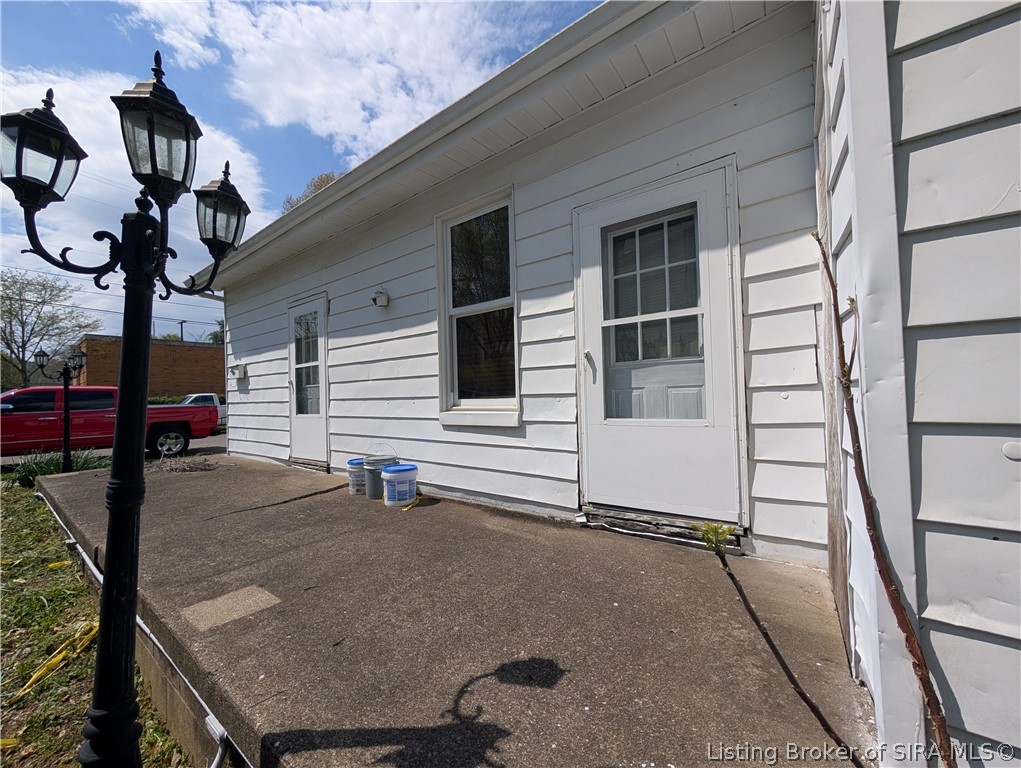 628 West 3rd Street Madison, IN 47250 - Photo 39 of 45