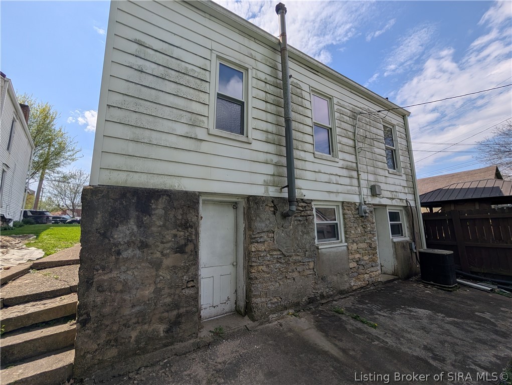 628 West 3rd Street Madison, IN 47250 - Photo 41 of 45