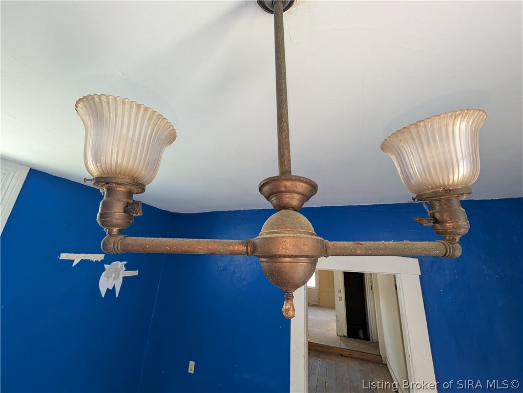 628 West 3rd Street Madison, IN 47250 - Photo 7 of 45