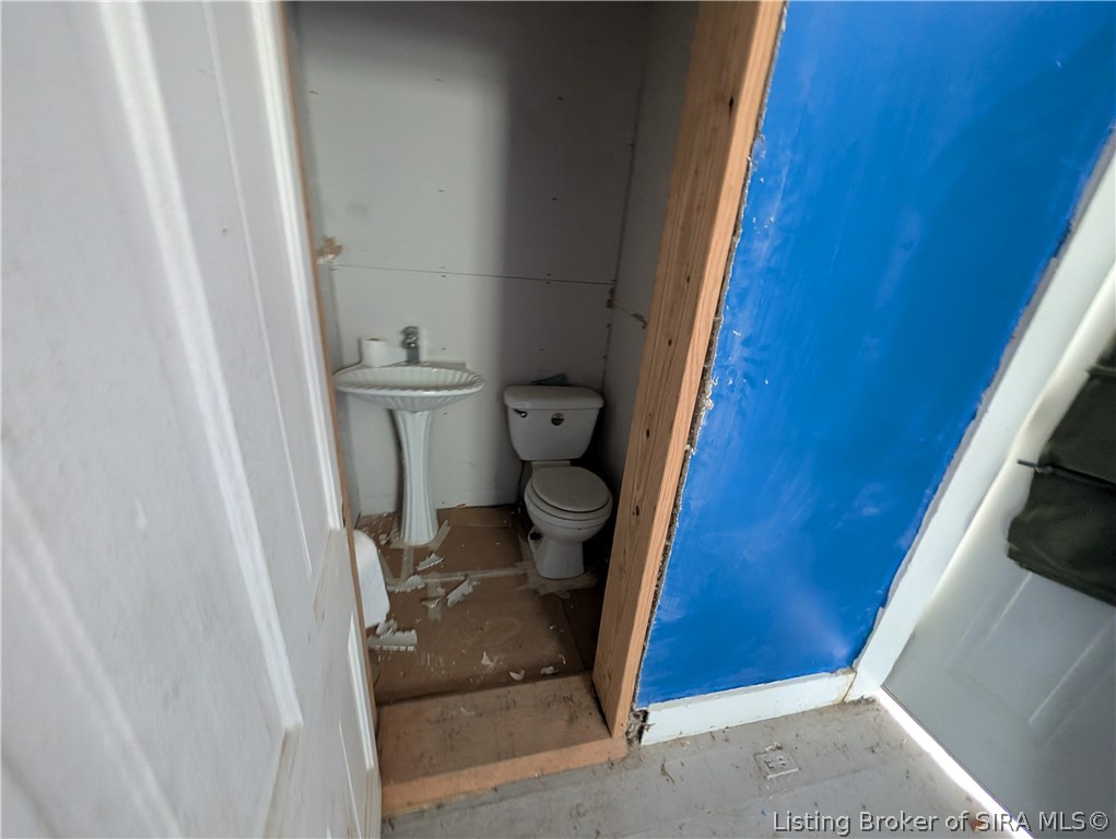 628 West 3rd Street Madison, IN 47250 - Photo 8 of 45